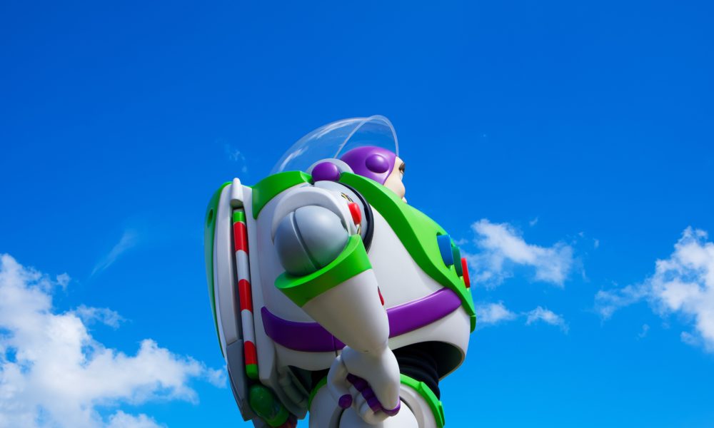 Le légendaire personnage de Buzz L'Éclair dans Toy Story va avoir droit à  son propre film dont voici la bande-annonce