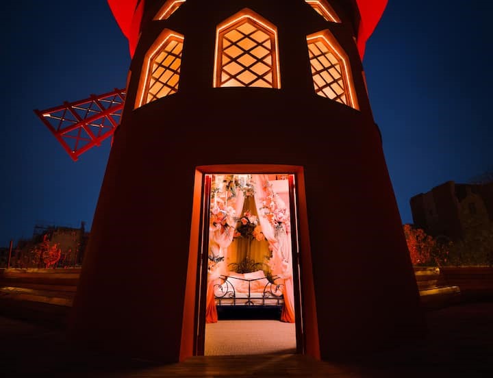 Moulin Rouge location