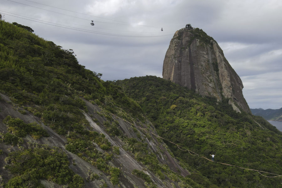 Paulin record slackline