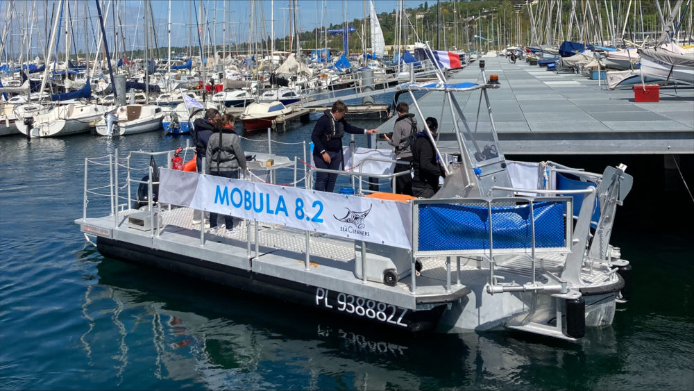 Le bateau Mobula, véritable aspirateur de déchets