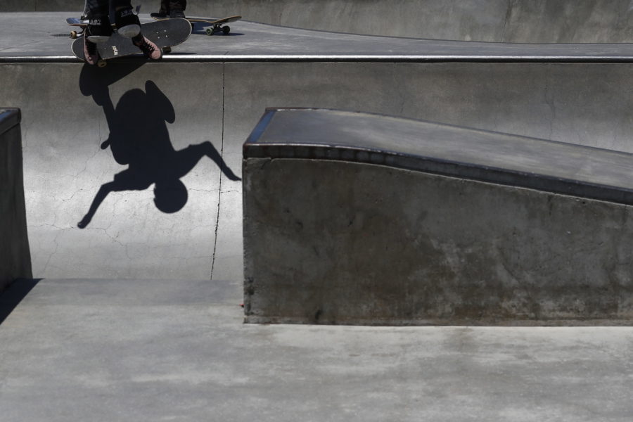 Les petits genevois se mettent au skateboard!