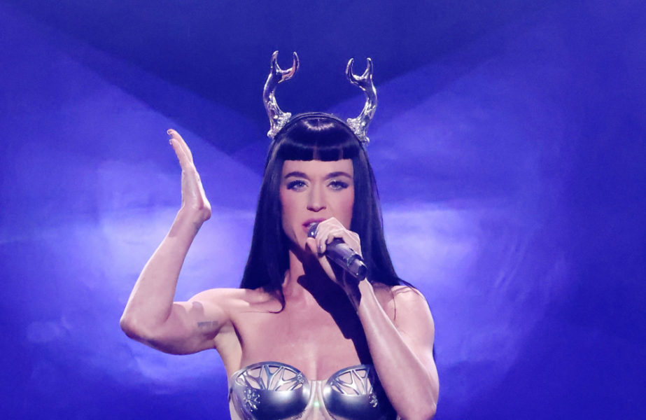La star a assuré à ses fans qu'elle ne se laisse pas atteindre.