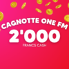 Pièces d'or qui tombent sur fond rose avec le texte Cagnotte One FM 2'000 francs cash.